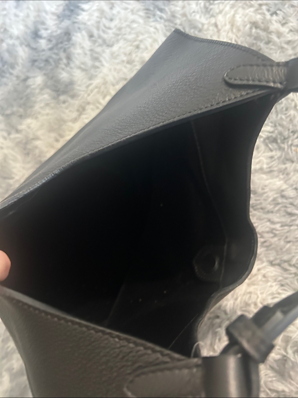 Vegan Leather Shoulder Hobo Bucket Bag - Picture 5 of 5